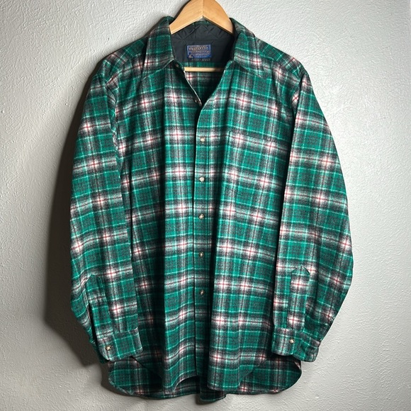 Vintage Pendleton Wool Teal Green |Gray Plaid Men's 60’s -70’s Button Down Shirt - Picture 5 of 17